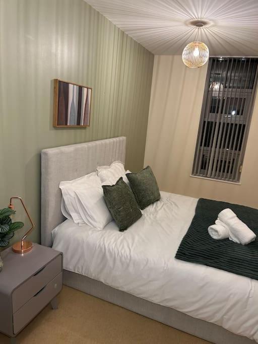 Central Birmingham City Apartment -Smart Tv - Free Parking Onsite Exterior foto